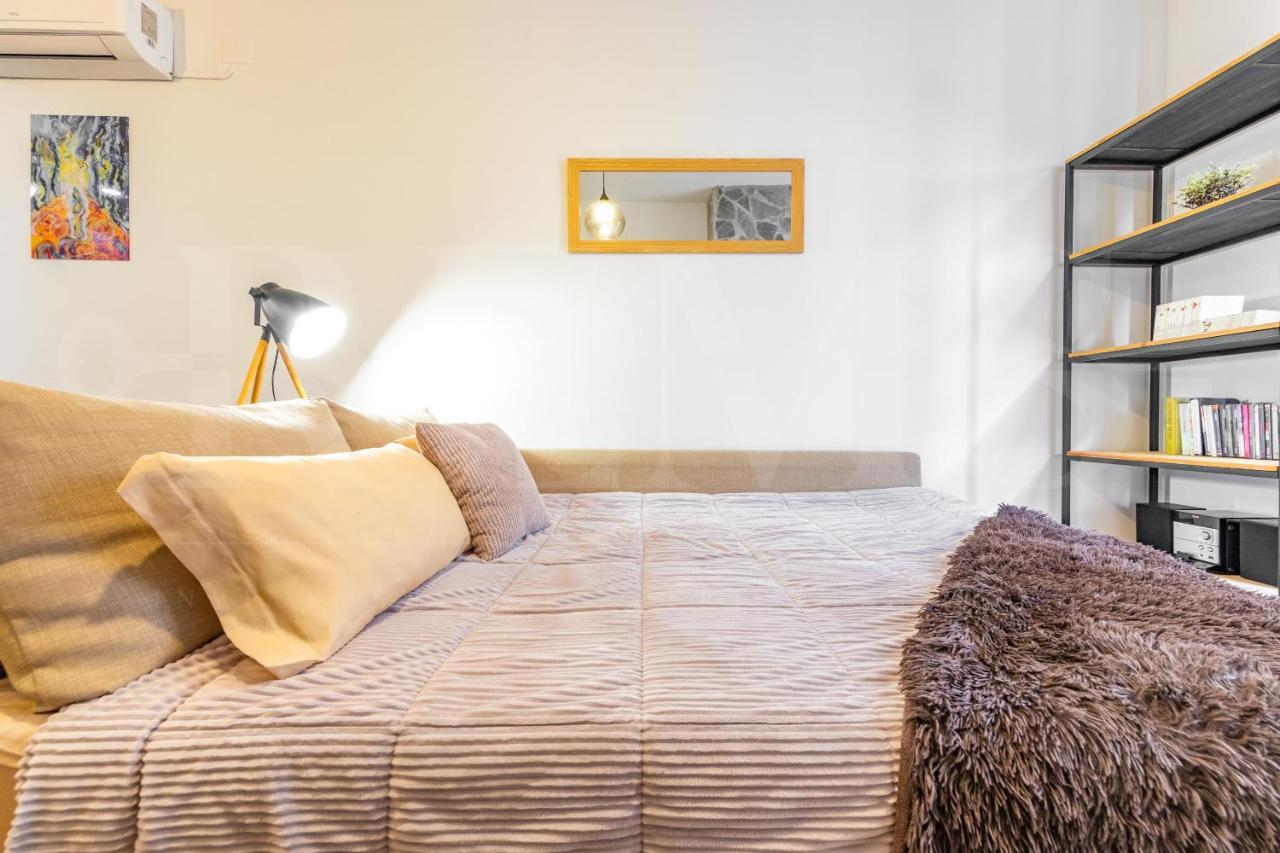 Appartement Cozy Flat With Common Pool & Parking - Center By Rems à Málaga Extérieur photo